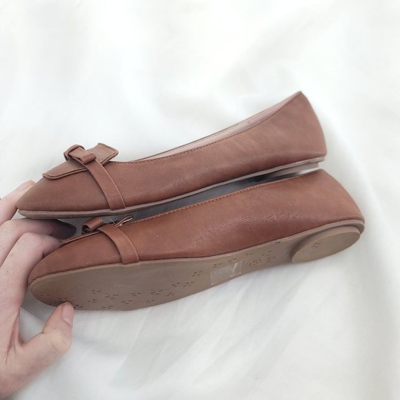 GC Womens Marvel Brown Leather Round Toe Slip On Loafer Shoes Size 8.5 - Picture 6 of 13